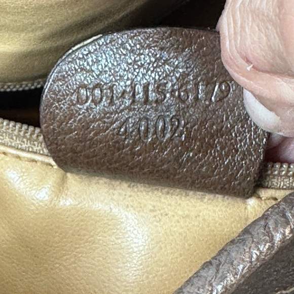 Auth Gucci GG Supreme PVC x Leather Beige Drawstring Shoulder Bag - Picture 5 of 14